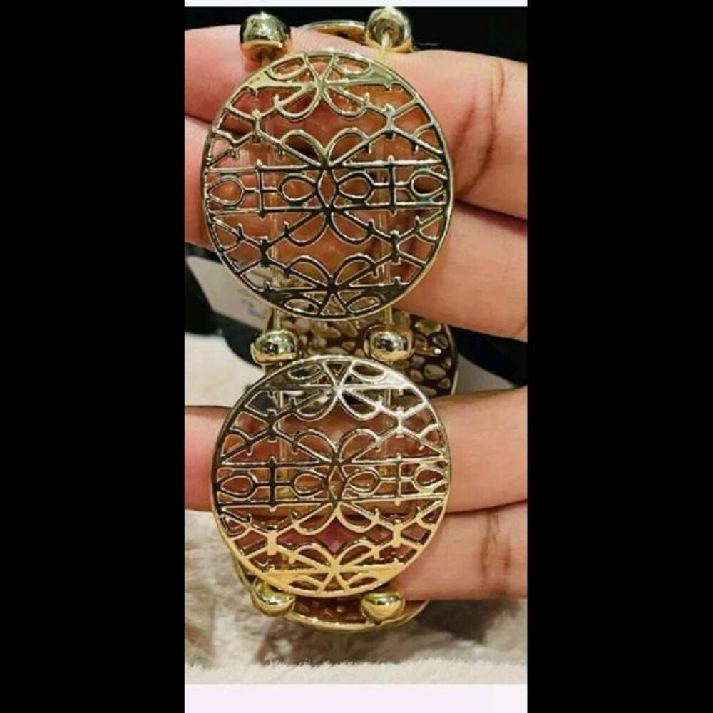 NWT APT. 9 Gold Tone Bracelet Stretch Statement